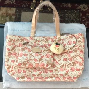 NWT Samantha Thavasa x Disney Winnie the Pooh Bag